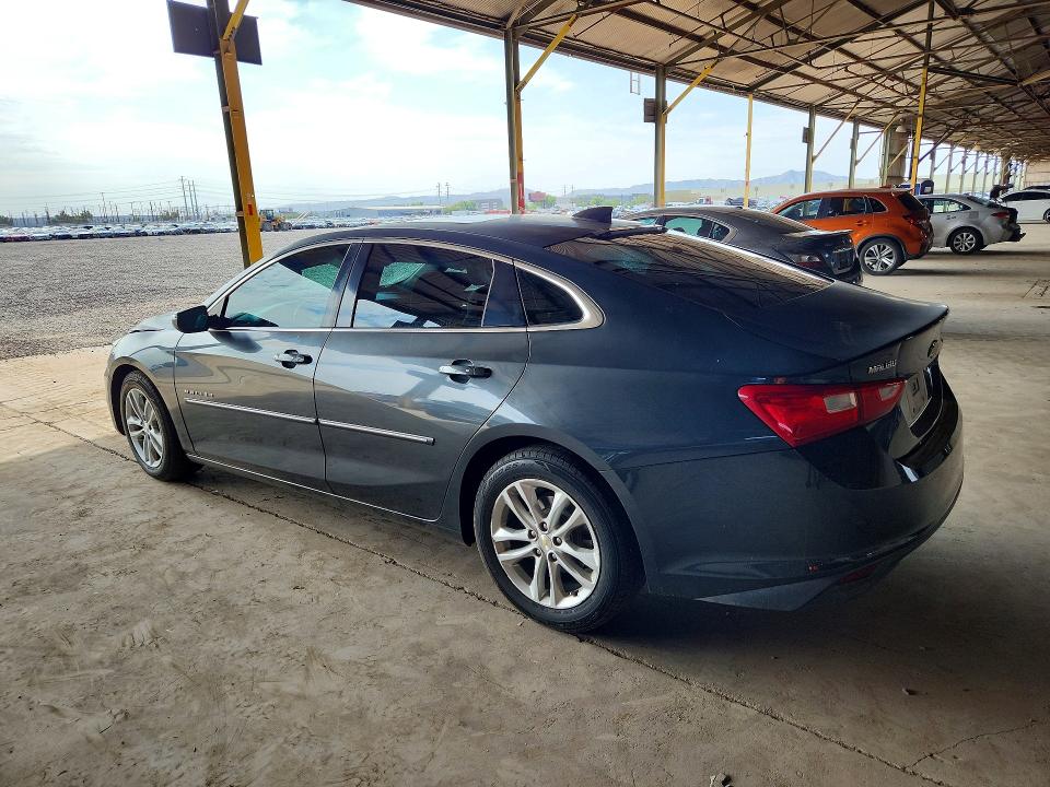 Photo 2 from auction – 2018 CHEVROLET MALIBU with VIN 1G1ZD5ST8JF124427