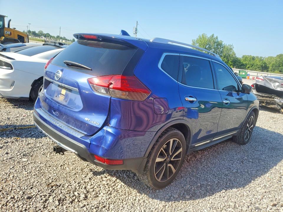 Photo 3 from auction – 2018 NISSAN ROGUE with VIN JN8AT2MV4JW322964