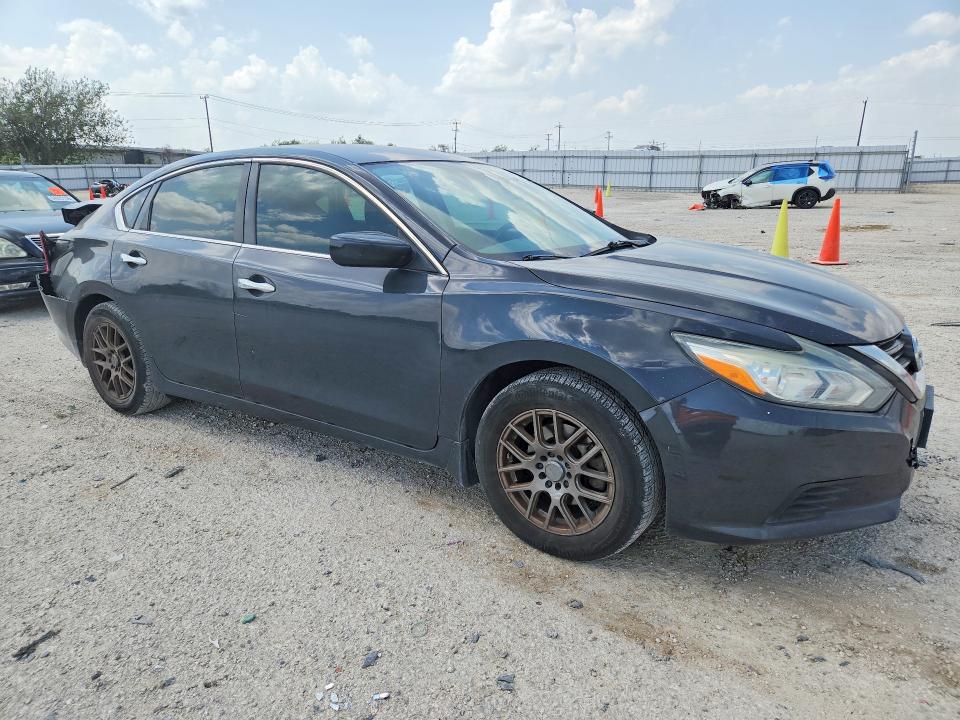 Photo 4 from auction – 2017 NISSAN ALTIMA with VIN 1N4AL3APXHN362852