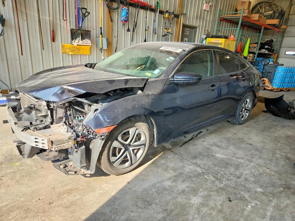 HONDA CIVIC 2017 with VIN 19XFC2F50HE014709 - Photo from auction