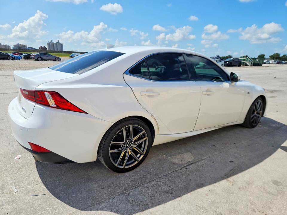 Photo 3 from auction – 2014 LEXUS IS with VIN JTHBF1D28E5039758