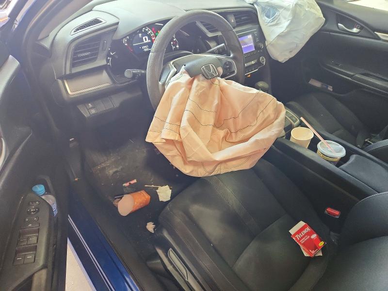 Photo 8 from auction – 2018 HONDA CIVIC with VIN 19XFC2F50JE203463