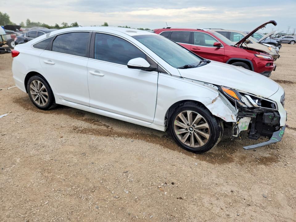 Photo 4 from auction – 2015 HYUNDAI SONATA with VIN 5NPE34AF9FH165192