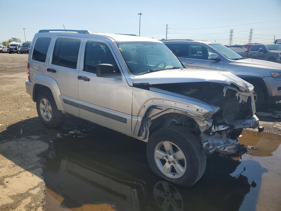 Photo 4 from auction – 2012 JEEP LIBERTY with VIN 1C4PJMAKXCW138567