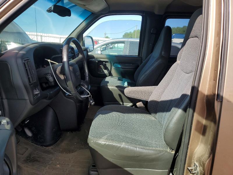 Photo 7 from auction – 2002 GMC SAVANA with VIN 1GKFG15R321202335