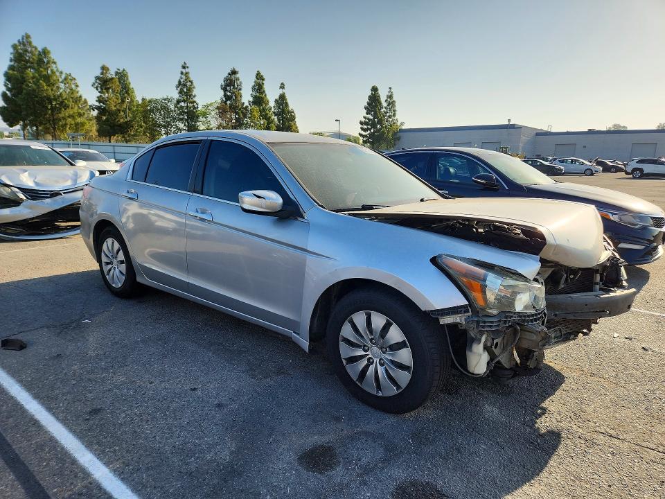 Photo 4 from auction – 2010 HONDA ACCORD with VIN 1HGCP2F39AA173292