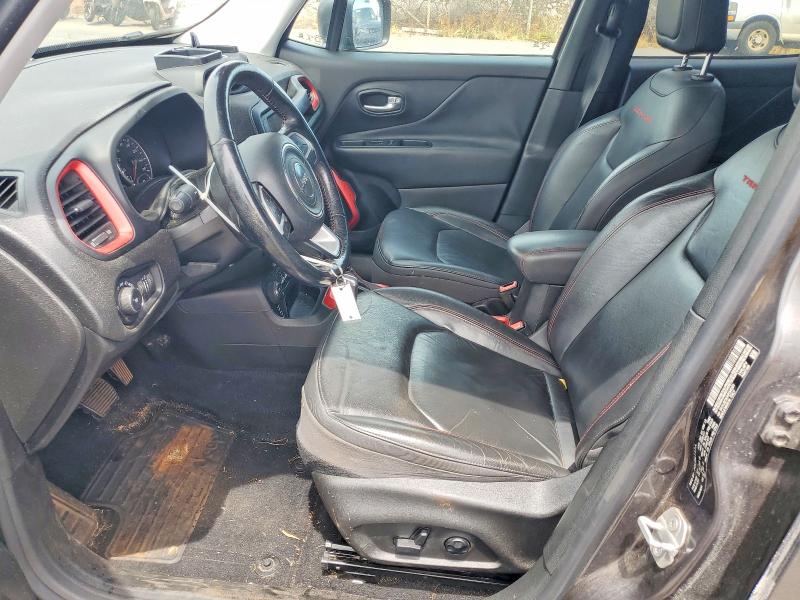 Photo 7 from auction – 2017 JEEP RENEGADE with VIN ZACCJBCB3HPG42351
