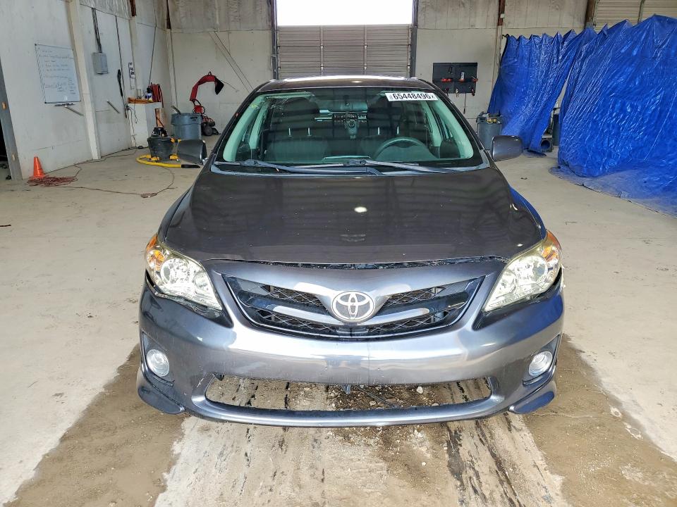 Photo 5 from auction – 2011 TOYOTA COROLLA with VIN 2T1BU4EE2BC698239
