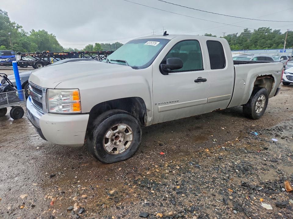 صورة رقم 1 من المزاد - 2007 CHEVROLET SILVERADO مع VIN 2GCEK19C271720059