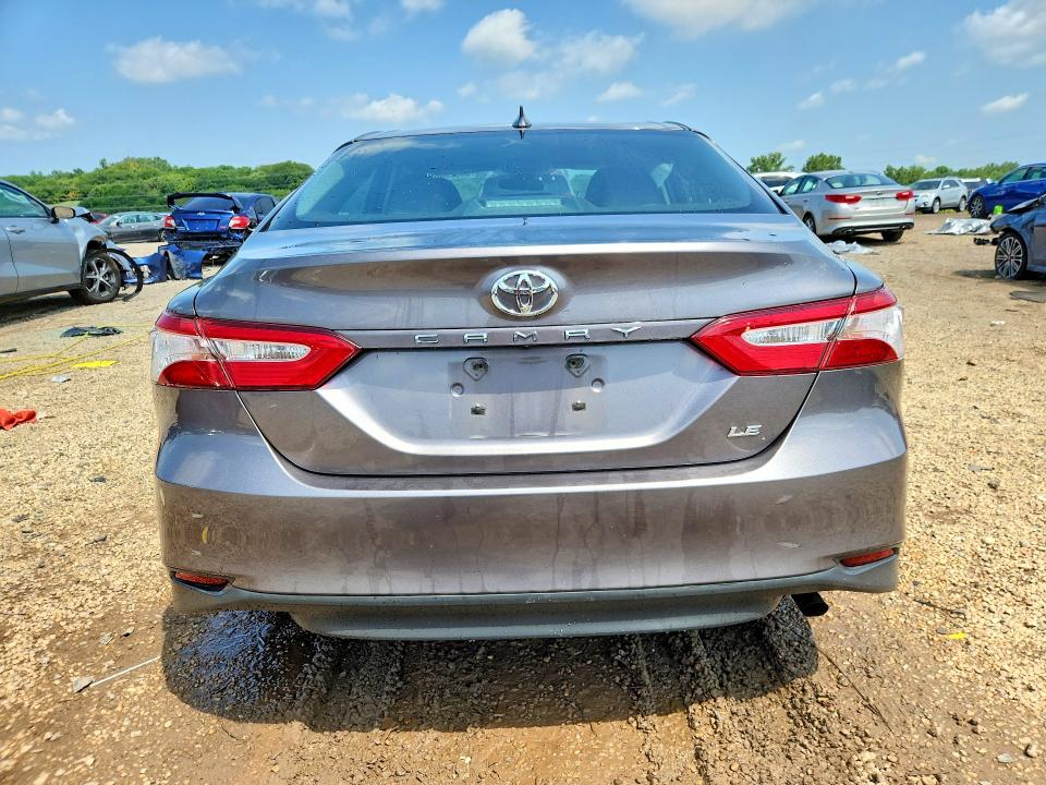 Photo 6 from auction – 2020 TOYOTA CAMRY with VIN 4T1C11AK0LU346042