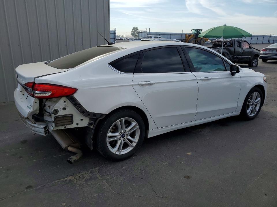 Photo 3 from auction – 2018 FORD FUSION with VIN 3FA6P0HDXJR268591