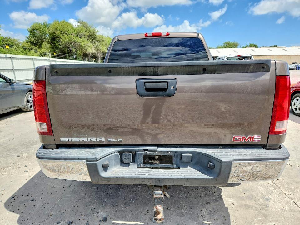 Photo 6 from auction – 2008 GMC SIERRA with VIN 2GTEC13J281308844