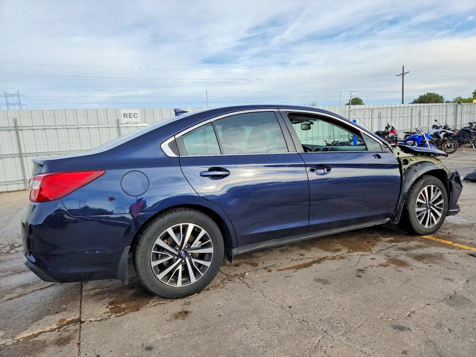 Photo 3 from auction – 2018 SUBARU LEGACY with VIN 4S3BNAC61J3033900