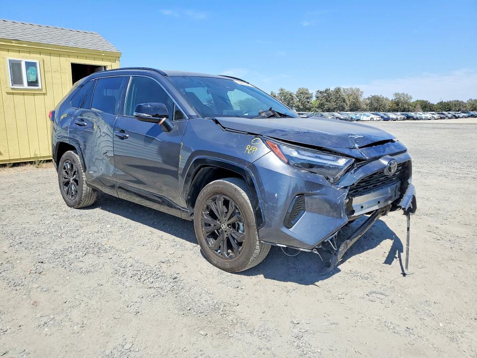 Photo 4 from auction – 2025 TOYOTA RAV4 with VIN JTM16RFV5SJ077177