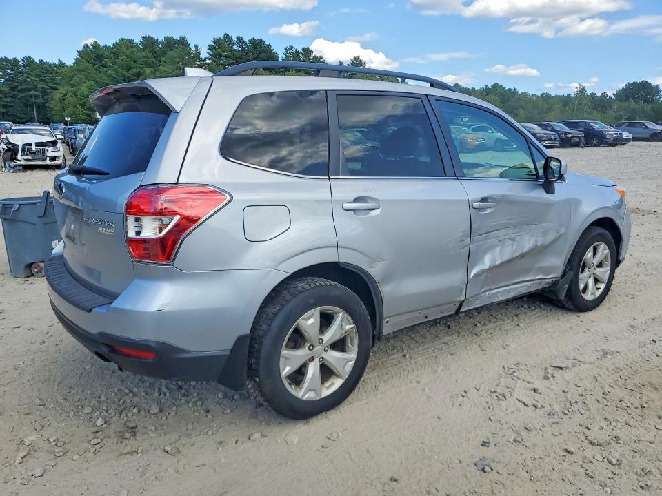 Photo 3 from auction – 2016 SUBARU FORESTER with VIN JF2SJARC9GH452986