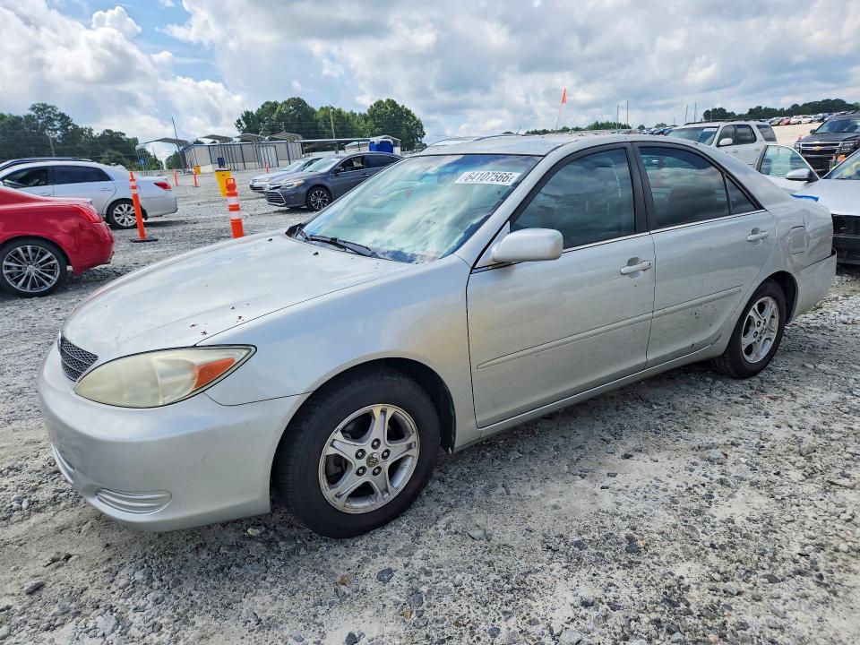 TOYOTA CAMRY 2002 with VIN 4T1BE32K62U533858 - Photo from auction