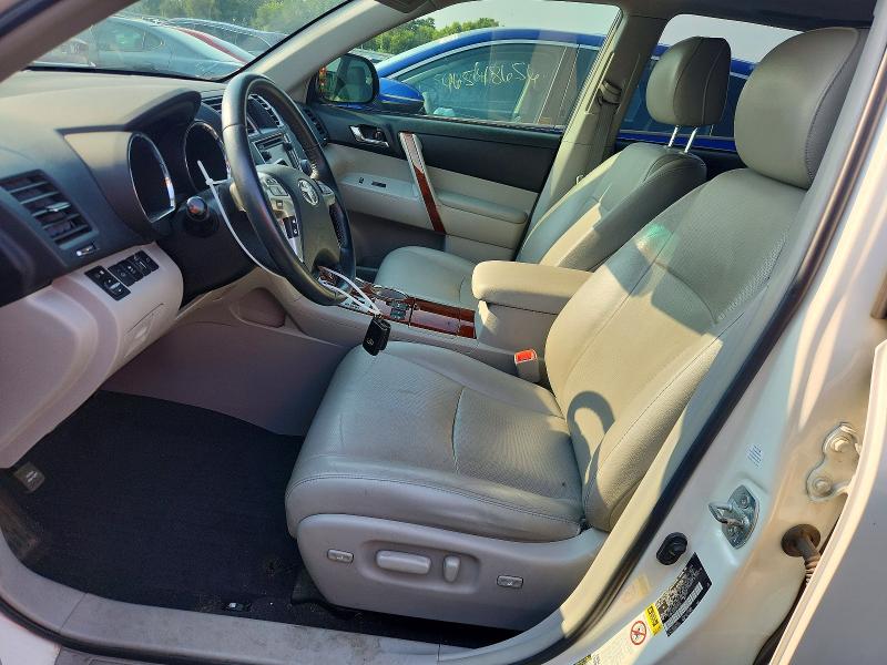 Фото 7 с аукциона – 2013 TOYOTA HIGHLANDER с VIN 5TDDK3EH2DS215135