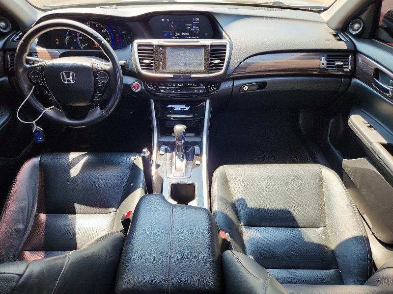 Photo 8 from auction – 2017 HONDA ACCORD with VIN JHMCR6F79HC005698