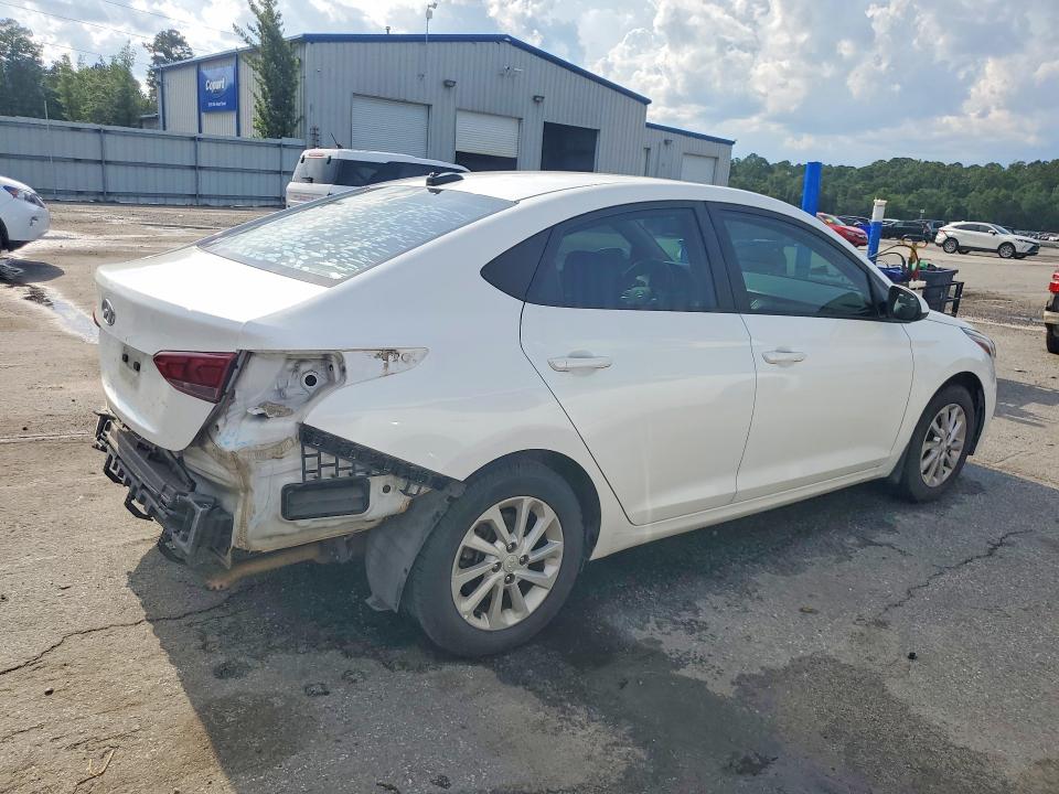 Photo 3 from auction – 2018 HYUNDAI ACCENT with VIN 3KPC24A3XJE026699