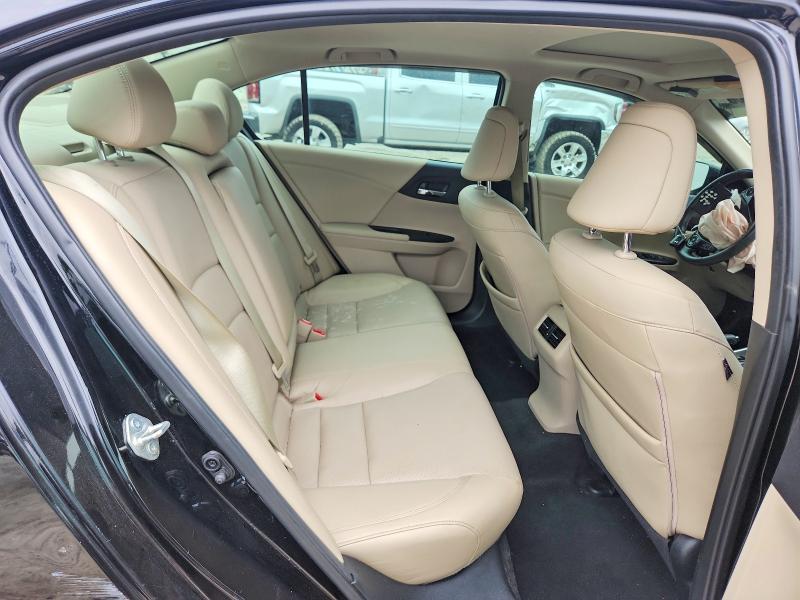 Photo 10 from auction – 2016 HONDA ACCORD with VIN 1HGCR2F80GA012473
