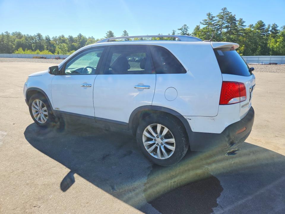 Photo 2 from auction – 2011 KIA SORENTO with VIN 5XYKUDA25BG033366