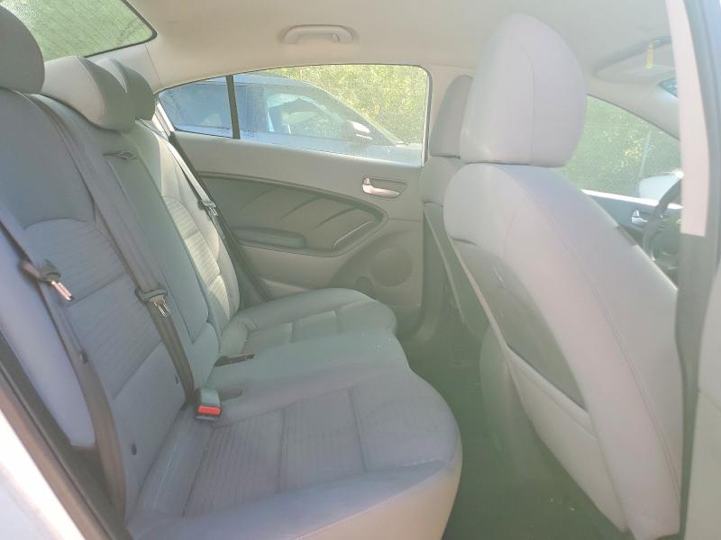 Photo 10 from auction – 2017 KIA FORTE with VIN 3KPFL4A73HE063679