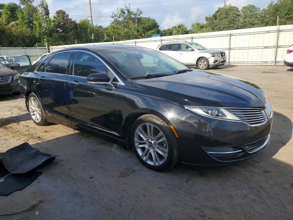 Photo 4 from auction – 2016 LINCOLN MKZ with VIN 3LN6L2G94GR631437