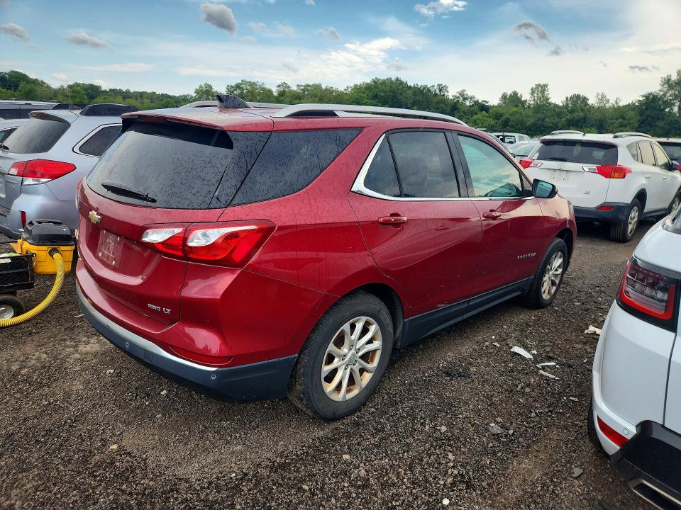 Photo 3 from auction – 2018 CHEVROLET EQUINOX with VIN 3GNAXSEV6JS577407