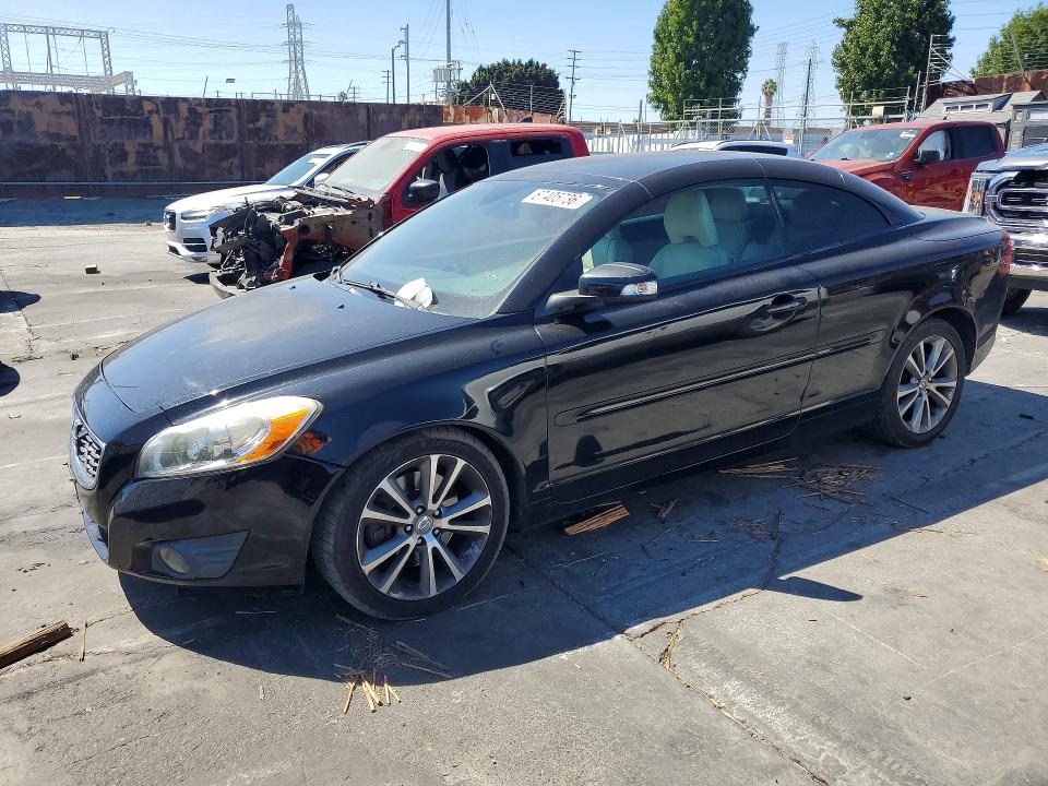 2012 VOLVO C70