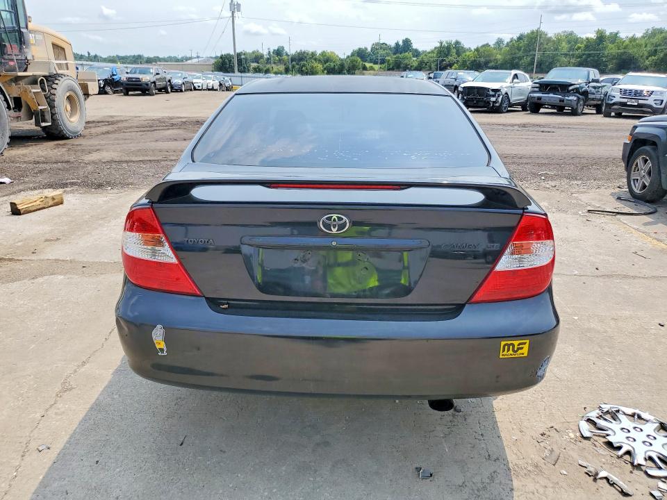 Photo 6 from auction – 2003 TOYOTA CAMRY with VIN 4T1BE32K13U150041