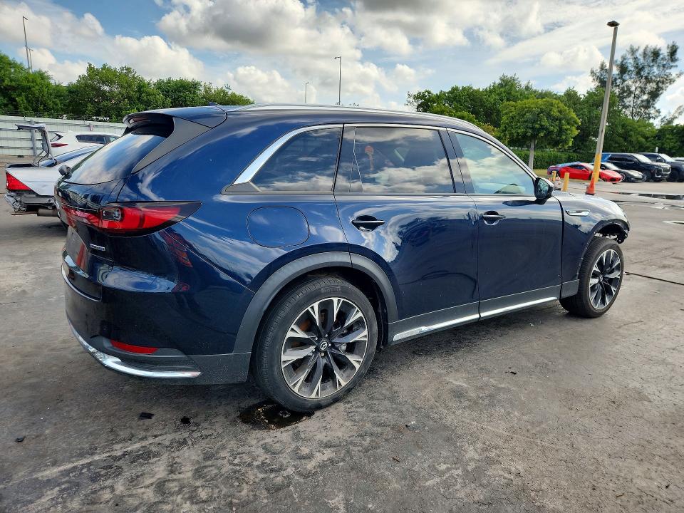 Photo 3 from auction – 2024 MAZDA CX-90 with VIN JM3KKDHA4R1158203