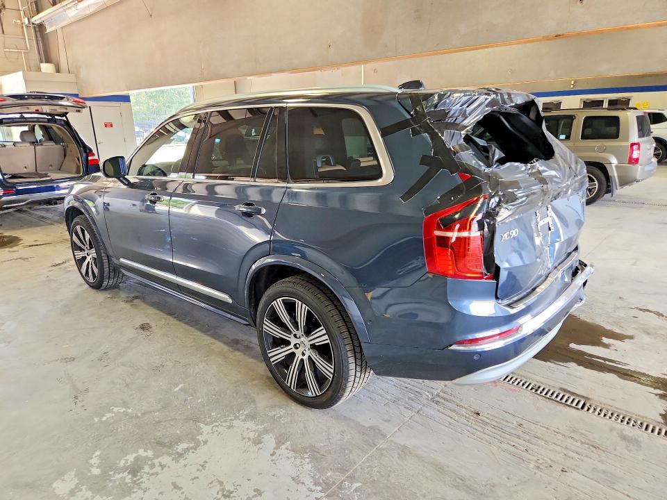 Photo 2 from auction – 2022 VOLVO XC90 with VIN YV4A22PL3N1779581