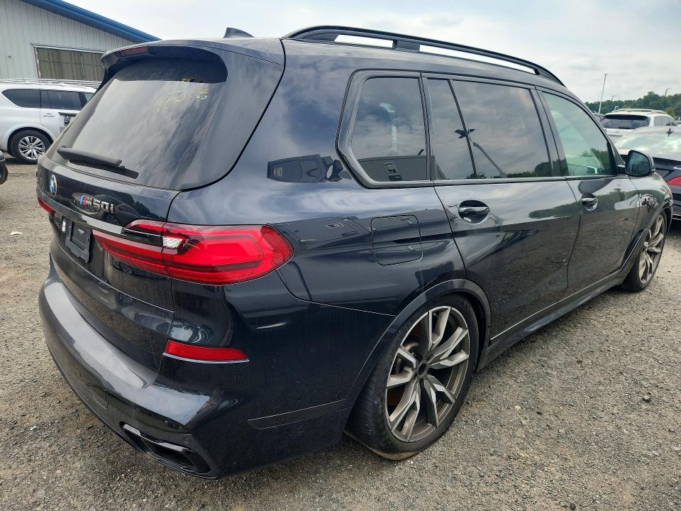 Photo 3 from auction – 2020 BMW X7 with VIN 5UXCX6C0XL9B49296