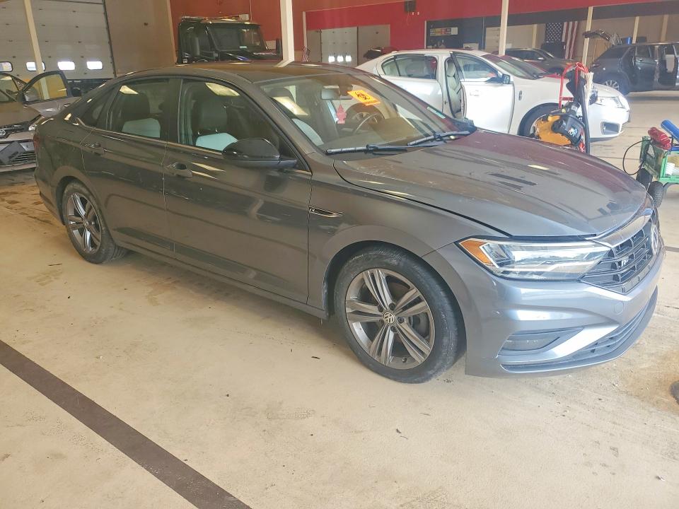 Photo 4 from auction – 2020 VOLKSWAGEN JETTA with VIN 3VWCB7BU6LM025841