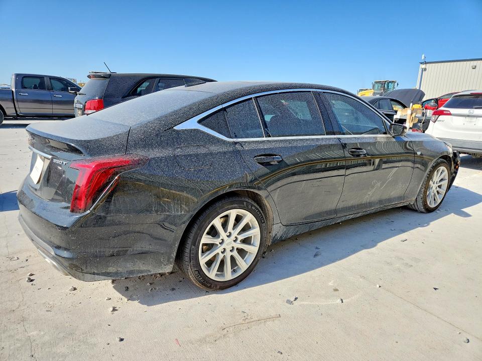 Photo 3 from auction – 2022 CADILLAC CT5 with VIN 1G6DW5RK2N0137324