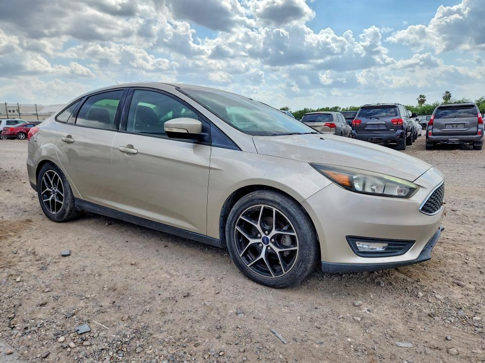Foto 4 de la subasta – 2018 FORD FOCUS con VIN 1FADP3H28JL229505