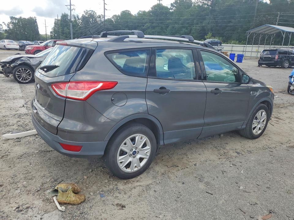 Photo 3 from auction – 2016 FORD ESCAPE with VIN 1FMCU0F73GUC86754