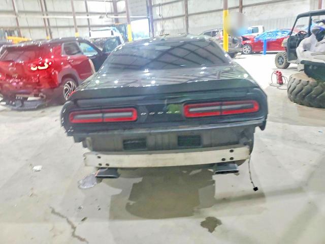 Photo 6 from auction – 2018 DODGE CHALLENGER with VIN 2C3CDZBT2JH259992