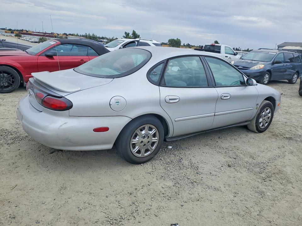 Photo 3 from auction – 1998 FORD TAURUS with VIN 1FAFP52S5WA246259
