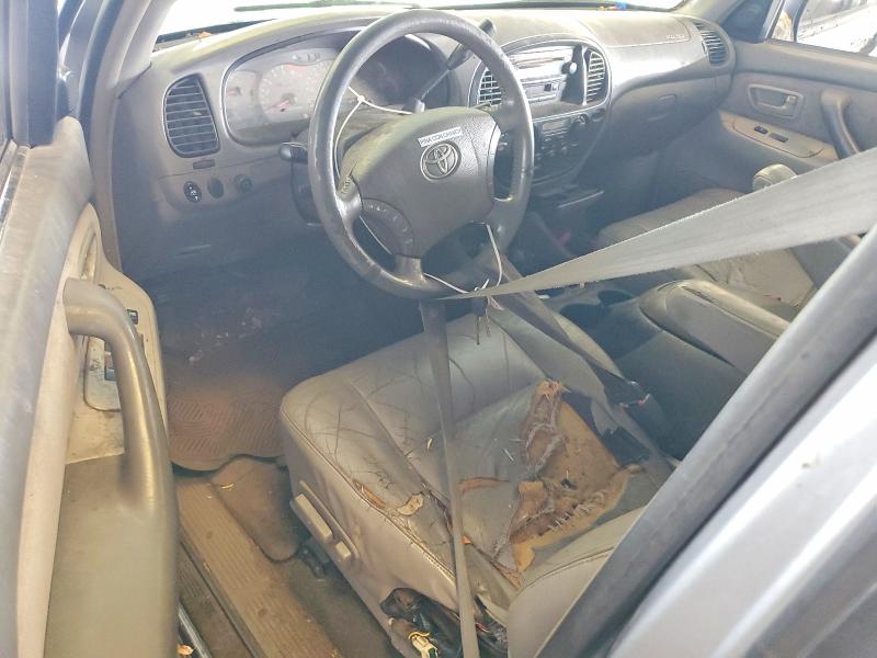 Photo 8 from auction – 2004 TOYOTA SEQUOIA with VIN 5TDBT44A44S212607
