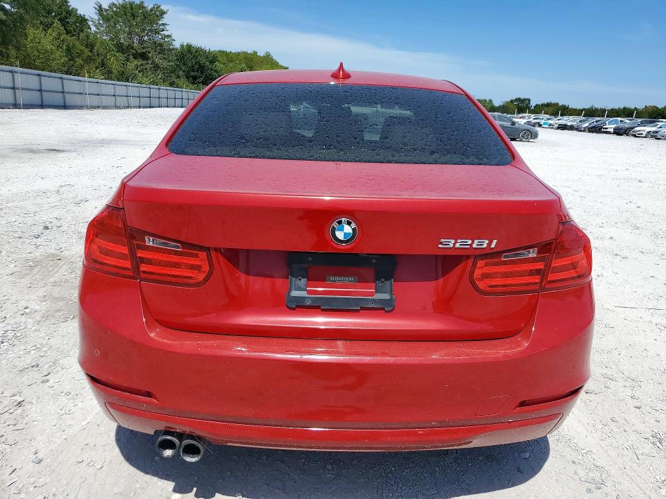 Photo 6 from auction – 2013 BMW 328 with VIN WBA3A5C53DJ462631