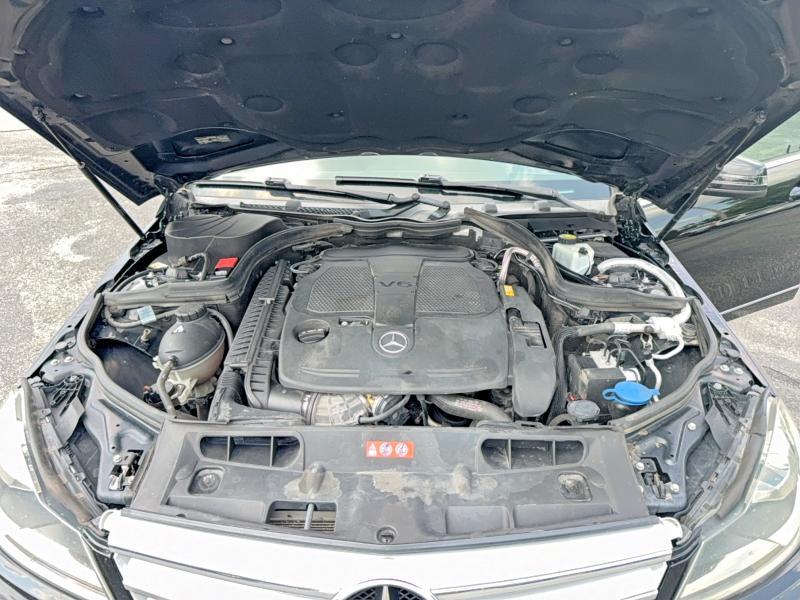 Photo 7 from auction – 2013 MERCEDES-BENZ C with VIN WDDGF8AB9DR283579