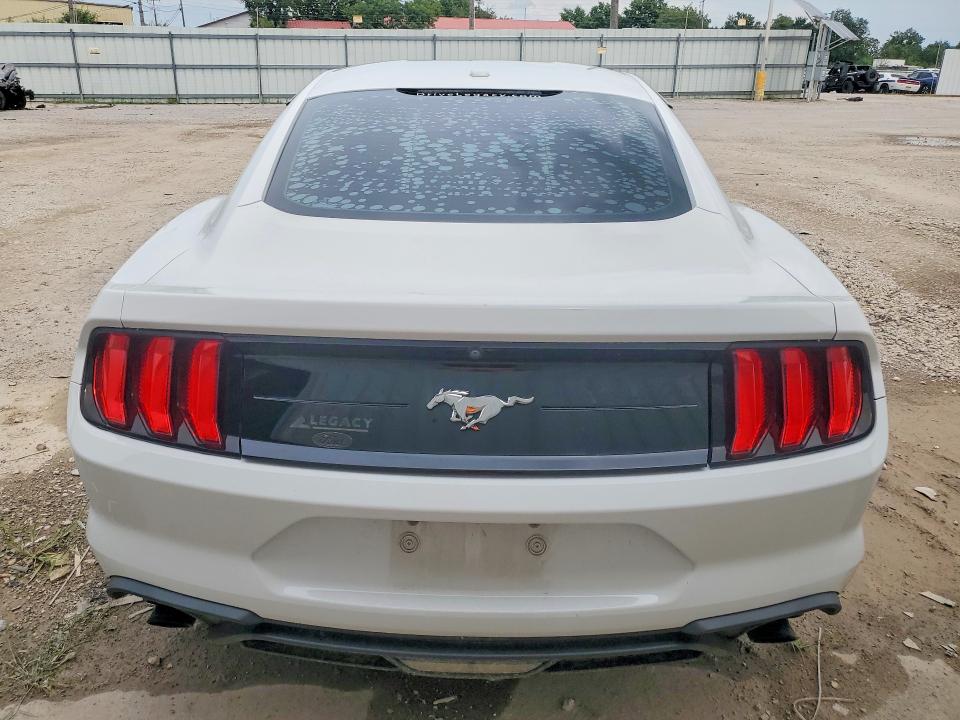 Photo 6 from auction – 2020 FORD MUSTANG with VIN 1FA6P8TH2L5103696