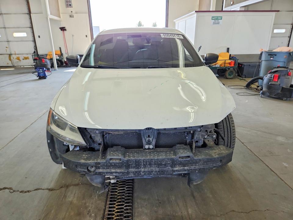 Photo 5 from auction – 2014 VOLKSWAGEN JETTA with VIN 3VWLL7AJ7EM279758
