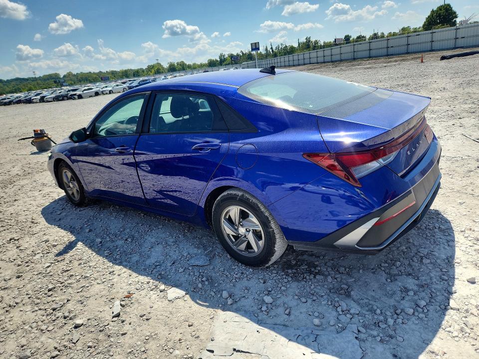 Снимка 2 от търг – 2024 HYUNDAI ELANTRA с VIN KMHLL4DG3RU830329