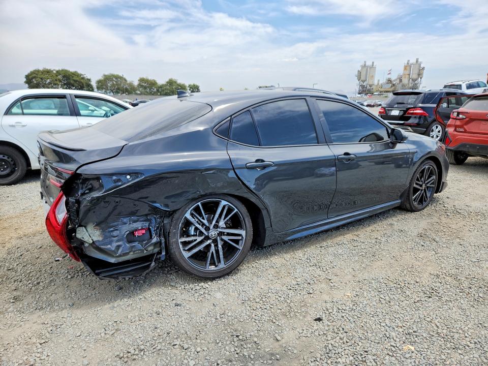Photo 3 from auction – 2026 TOYOTA CAMRY with VIN 4T1DAACK0TU766403