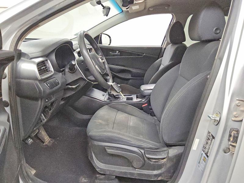 Photo 7 from auction – 2019 KIA SORENTO with VIN 5XYPG4A30KG466938