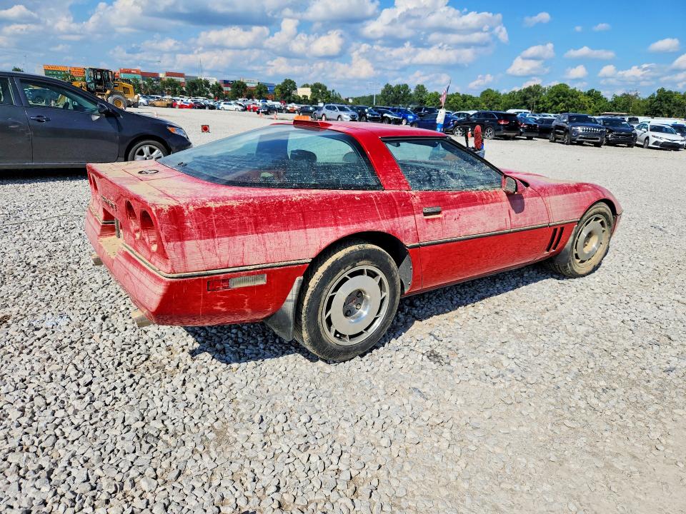 Photo 3 from auction – 1987 CHEVROLET CORVETTE with VIN 1G1YY2186H5126690