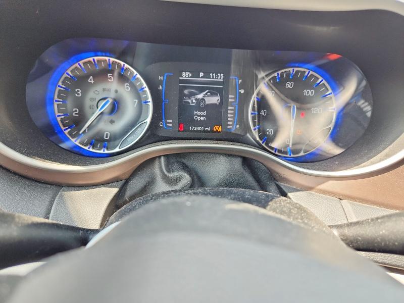 Photo 9 from auction – 2018 CHRYSLER PACIFICA with VIN 2C4RC1CG4JR292174