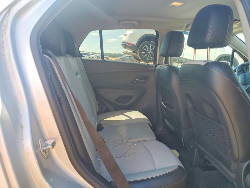 Photo 10 from auction – 2017 CHEVROLET TRAX with VIN 3GNCJLSB6HL221456